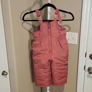 OSHKOSH B'GOSH - toddler girl snow suit, 2T, dusty pink